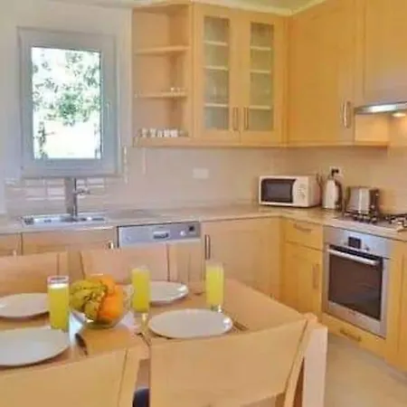 Belvedere, Lavanta, * Kalkan